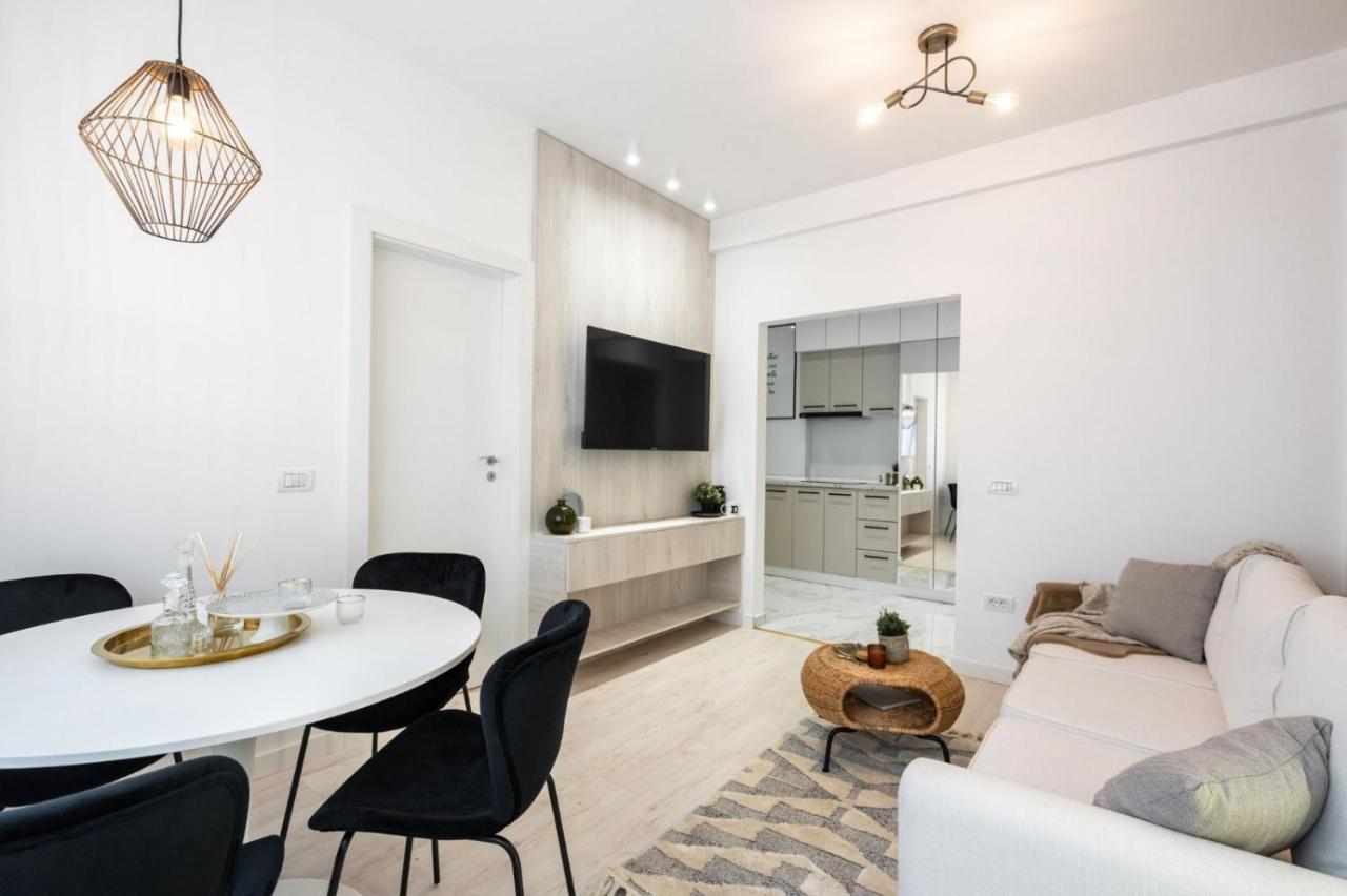 Ferienwohnung Victoria Charm Bukarest Exterior foto
